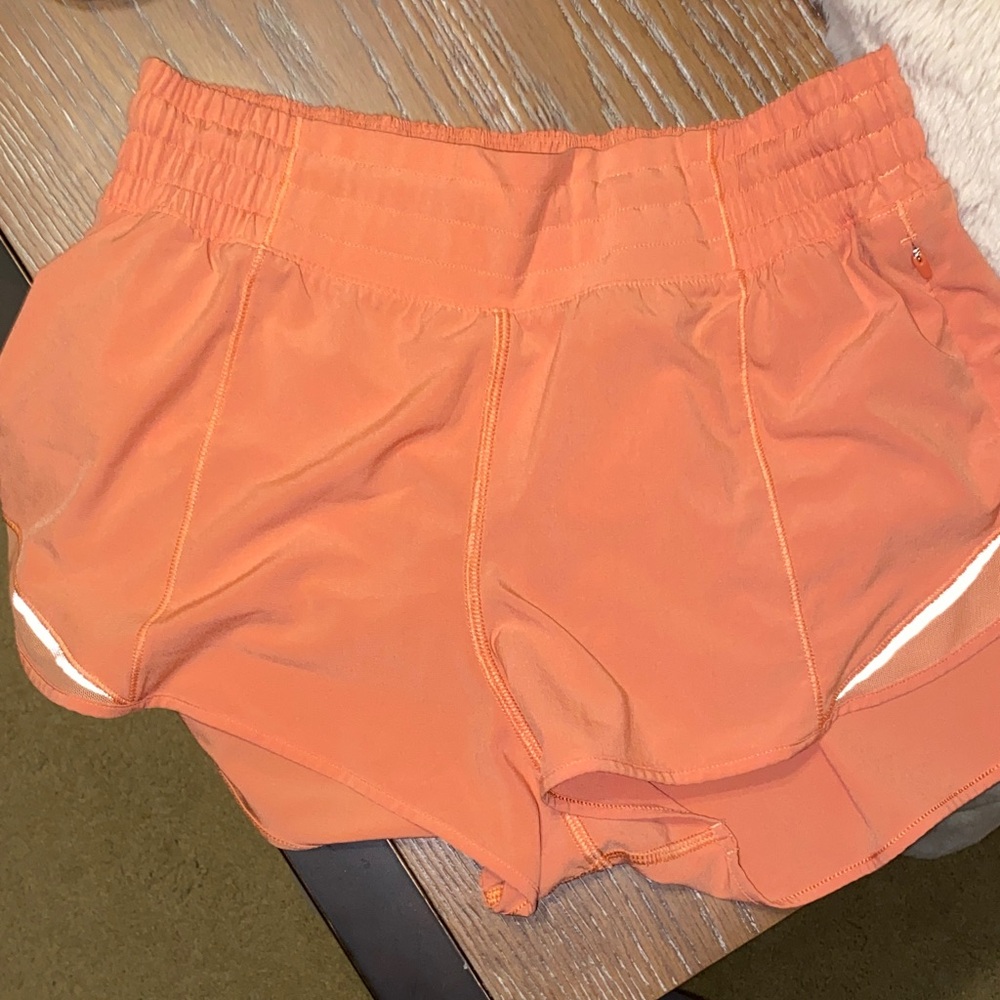 lululemon athletica Vibrant Orange Hotty Hots 2in size 6